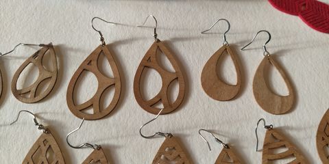 Boucles d'oreille en bois 2